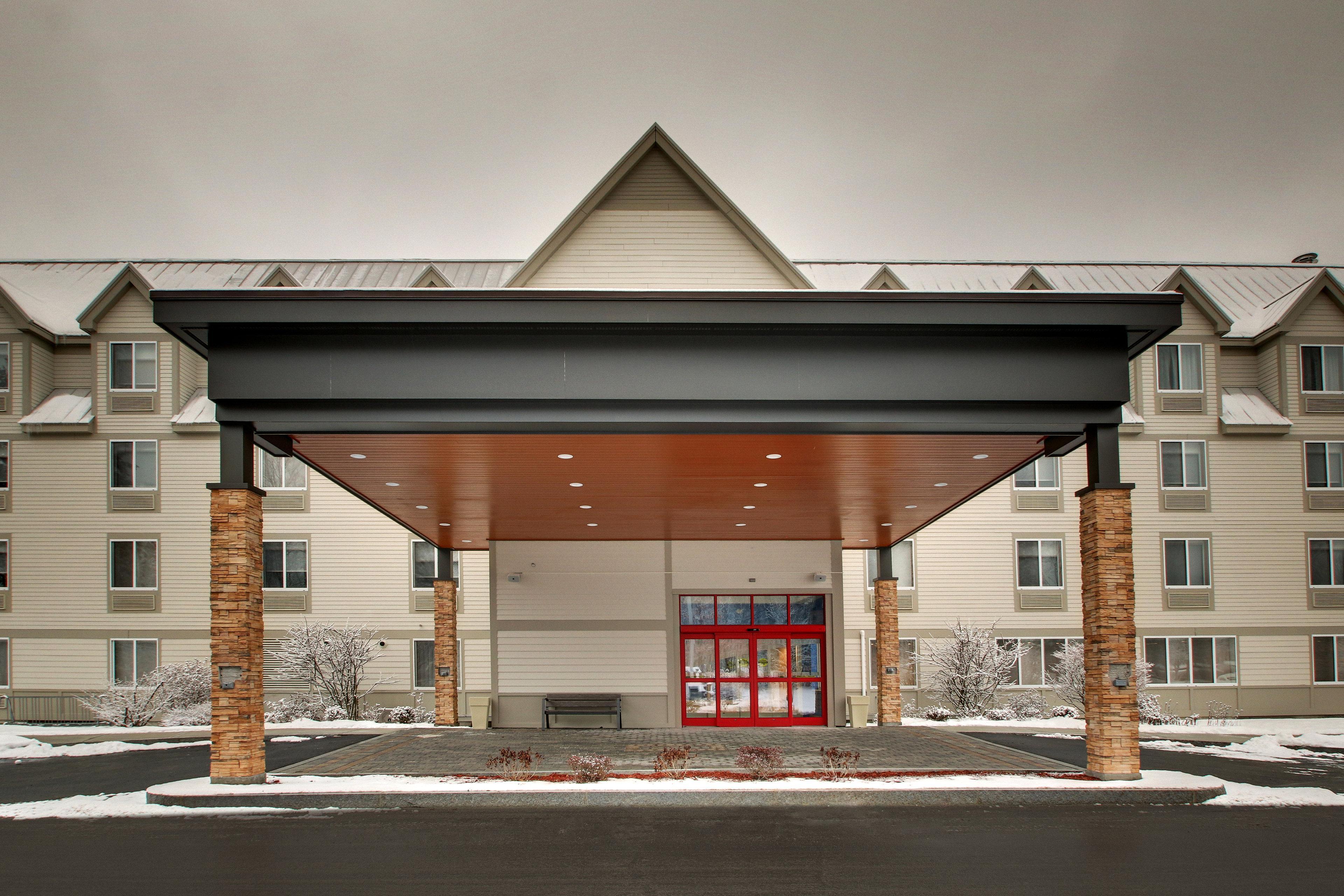Holiday Inn Express & Suites - Lincoln East - White Mountains By Ihg Экстерьер фото