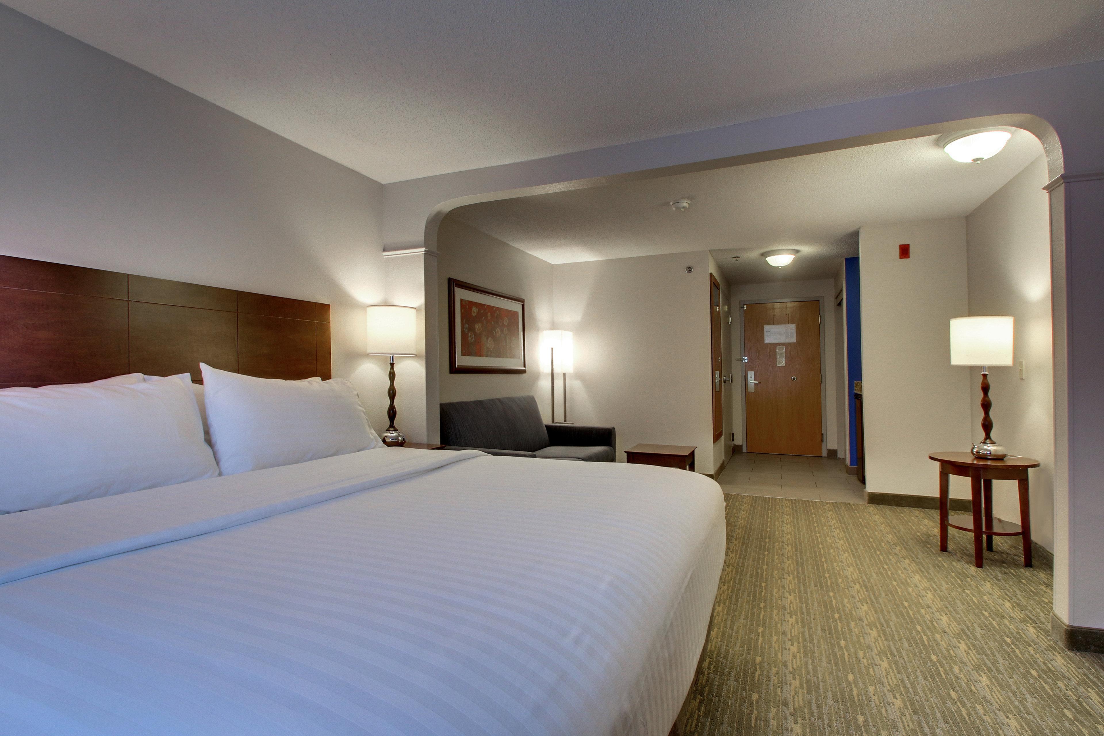 Holiday Inn Express & Suites - Lincoln East - White Mountains By Ihg Экстерьер фото