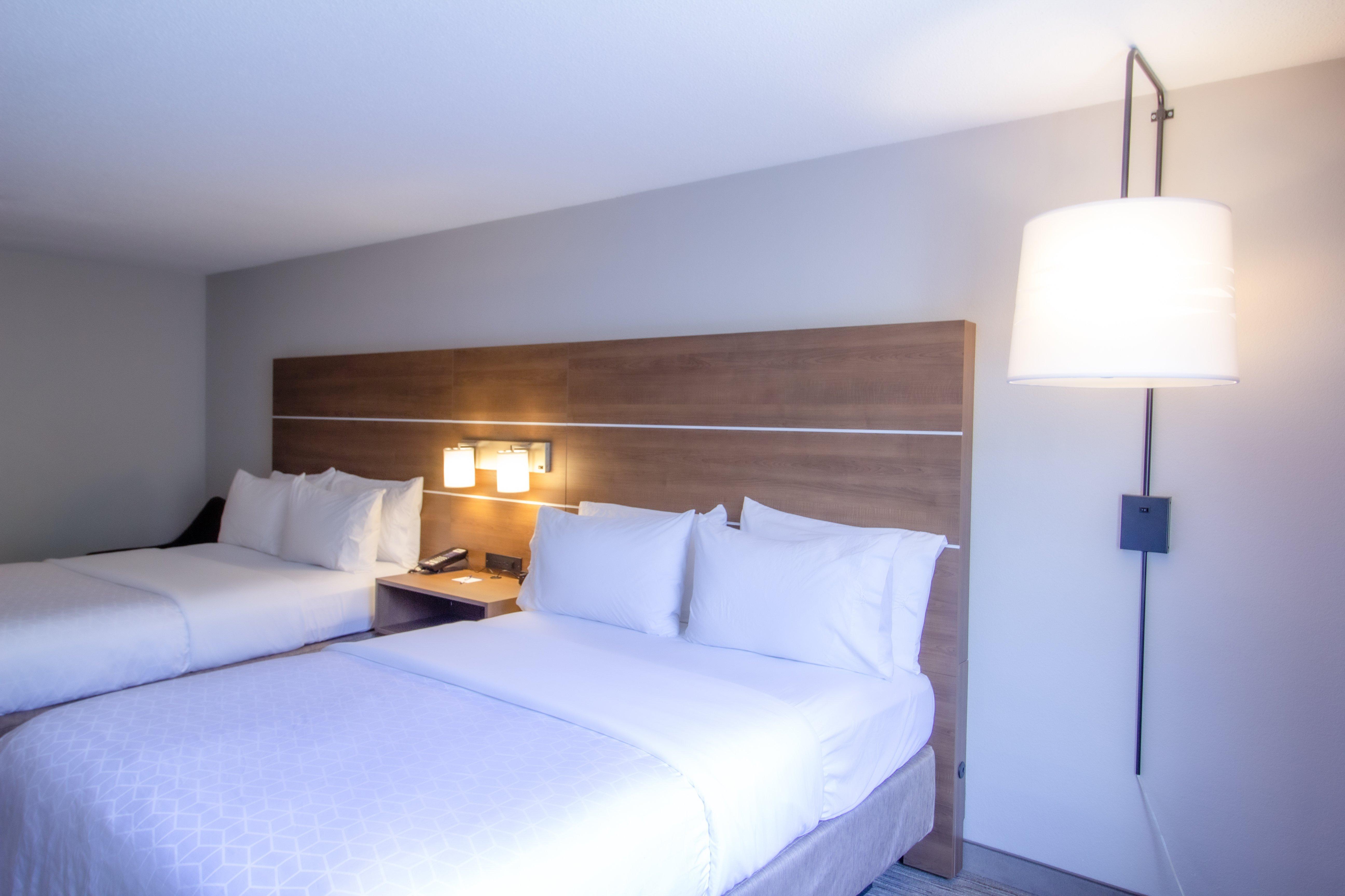 Holiday Inn Express & Suites - Lincoln East - White Mountains By Ihg Экстерьер фото